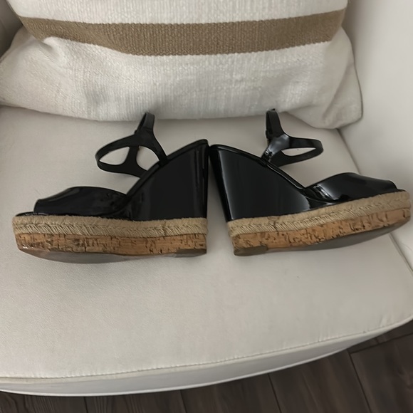 A pair of black patent leather Gucci wedges! Used but lots of life in them! - Picture 3 of 5